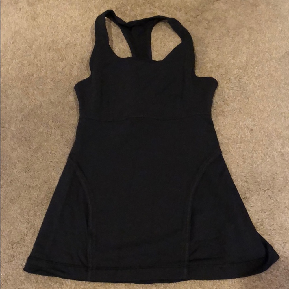 Lululemon black tank